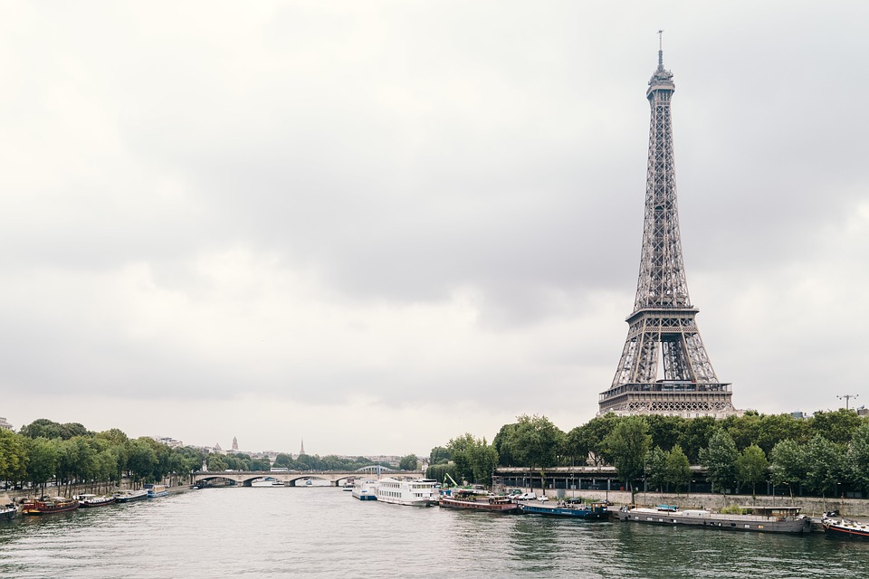 Париж - Эйфелева Башня